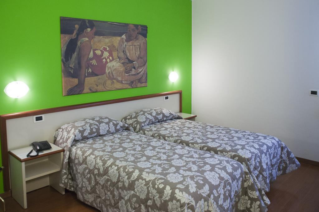 Albergo Da Carlo Vittorio Veneto Rum bild